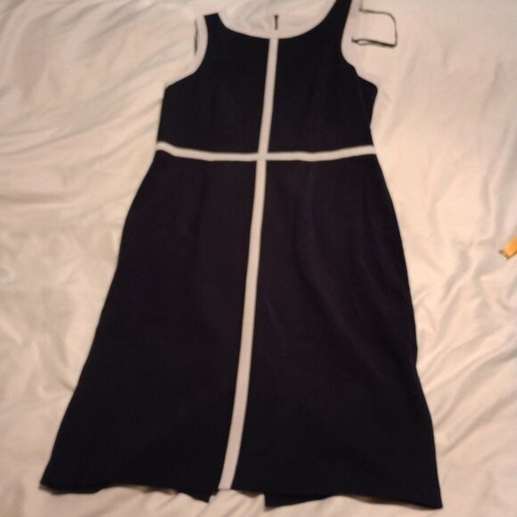 Emma & Michele Size 14 Navy Sleeveless Midi Dress. White Trim Event Wedding - Picture 1 of 5